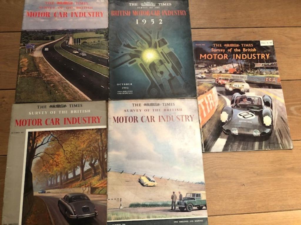 Oldtimer, The times, Survey of the British car industry, Antiquités & Art, Antiquités | Livres & Manuscrits, Enlèvement ou Envoi