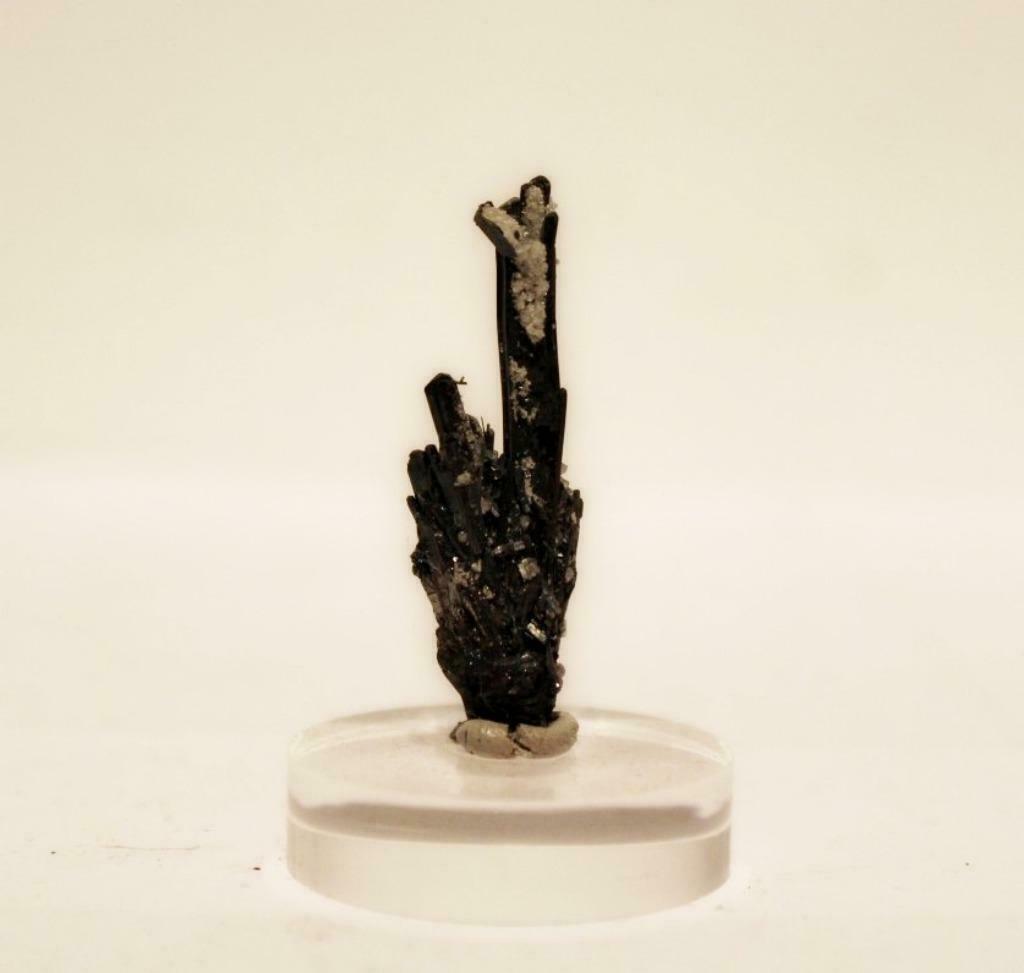 STIBNITE de Pologne, Enlèvement ou Envoi, Minéral