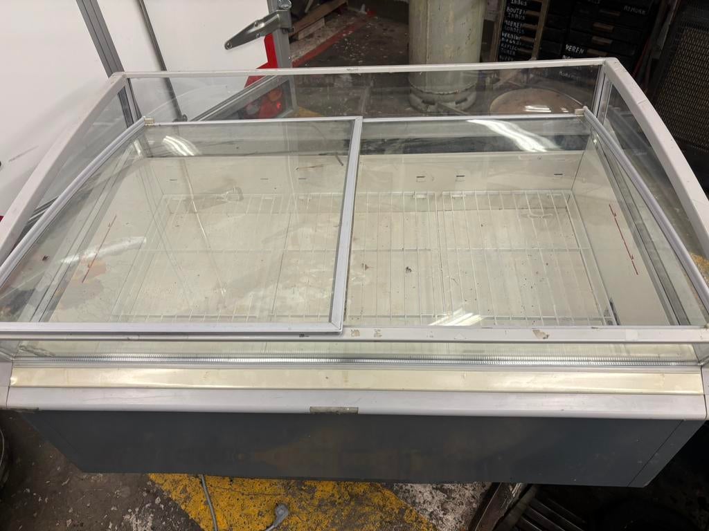 Koelvitrine, Elektronische apparatuur, Ophalen, Zo goed als nieuw