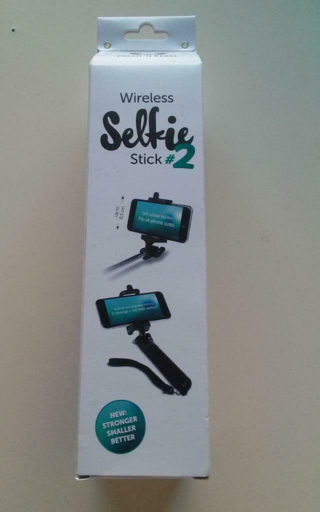 NEUF EMBALLÉ Selfie stick compact SANS fil JAMAIS UTILISÉ, Ophalen of Verzenden, Nieuw, Overige typen