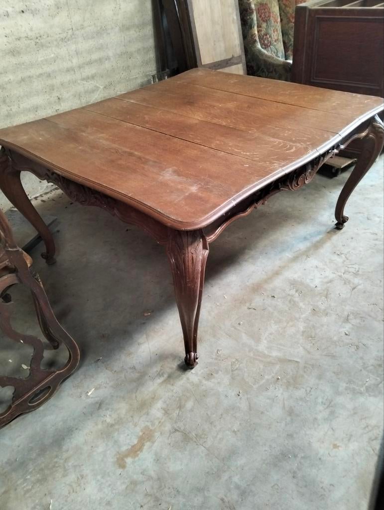 Table Louis XV en chêne, Enlèvement