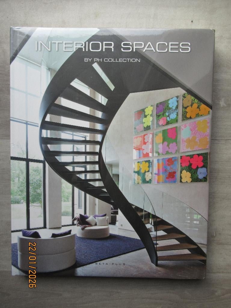 Boek Interior Spaces - still sealed, Boeken, Ophalen of Verzenden, Nieuw, Interieur en Design