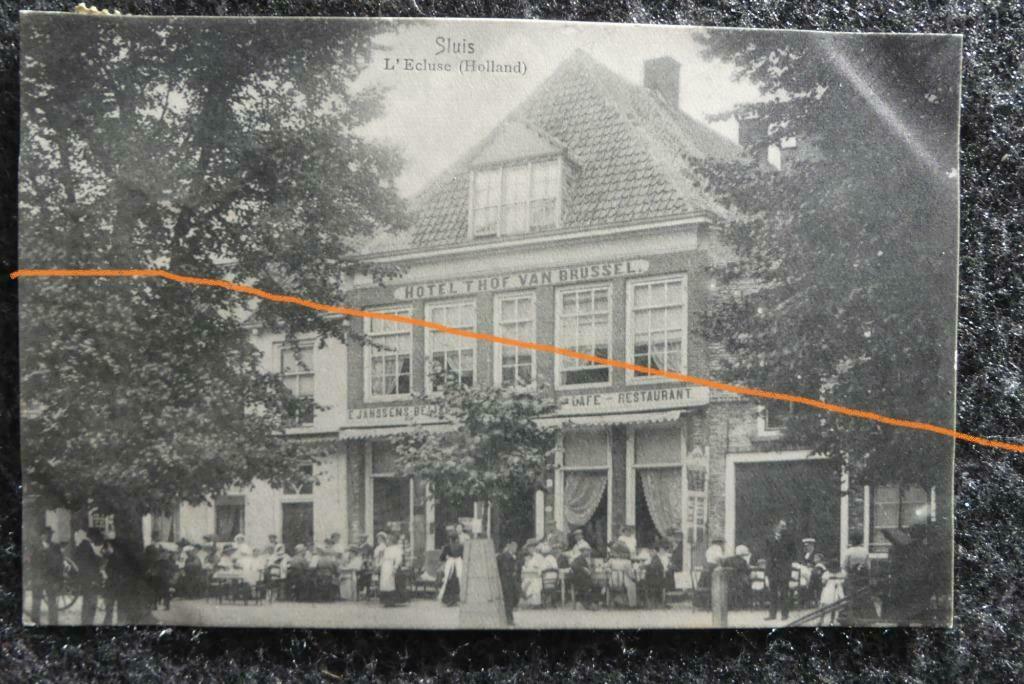 Postkaart Sluis, Nederland 't Hof van Brussel, Verzamelen, Ophalen of Verzenden, Voor 1920, Gelopen, Stad of Dorp