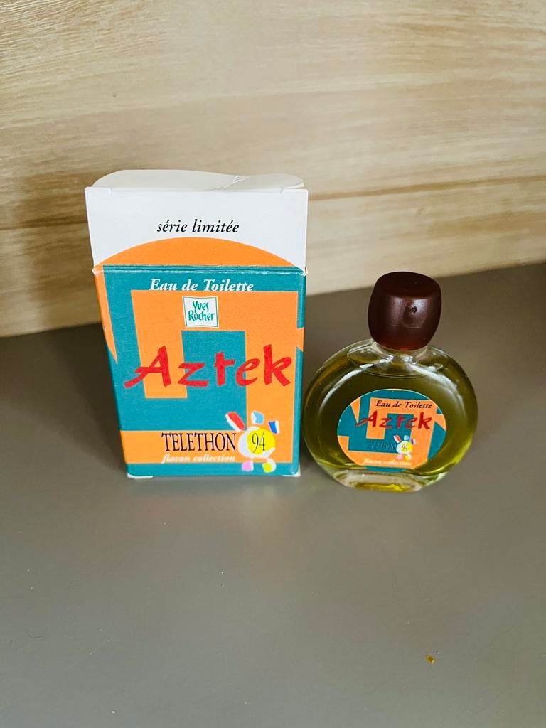 Yves Rocher Aztek Téléthon 94 – vintage mini parfum, Handtassen en Accessoires, Uiterlijk | Parfum, Nieuw, Ophalen of Verzenden