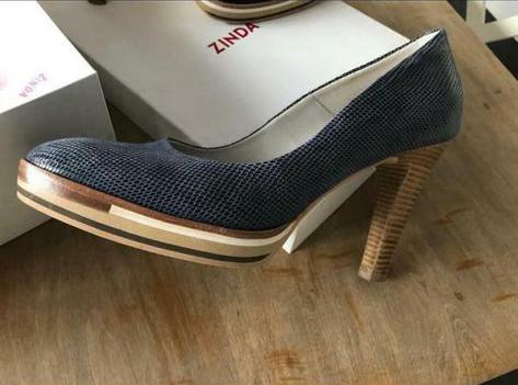 Damesschoenen “ZINDA” maat 38  25€, Kleding | Dames, Schoenen, Ophalen, Zo goed als nieuw, Blauw