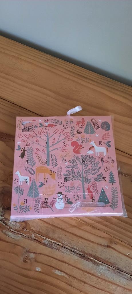 Nieuwe adventskalender met accessoires, Ophalen of Verzenden, Nieuw, Veritas