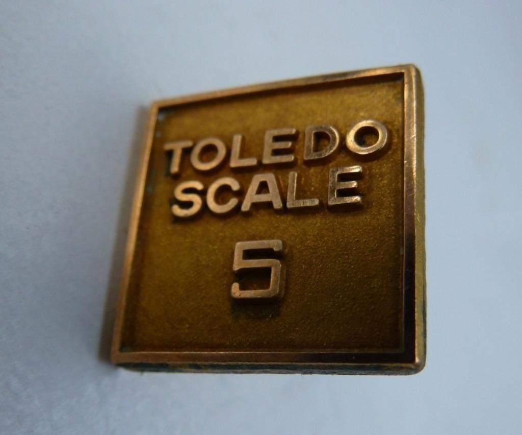 épingle Toledo Scale 5 nouveau, Collections, Enlèvement ou Envoi, Neuf, Marque, Insigne ou Pin's