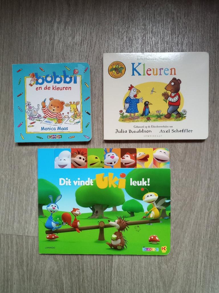Drie boeken om de kleuren te leren Uki - Eikenbos - Bobbi, Boeken, Ophalen, Gelezen, Jongen of Meisje