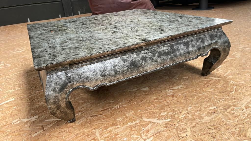 Chinees salontafel, Ophalen