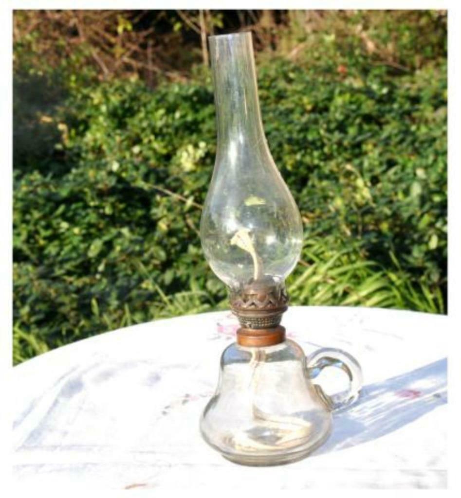 § lampe a petrole en verre, Enlèvement ou Envoi
