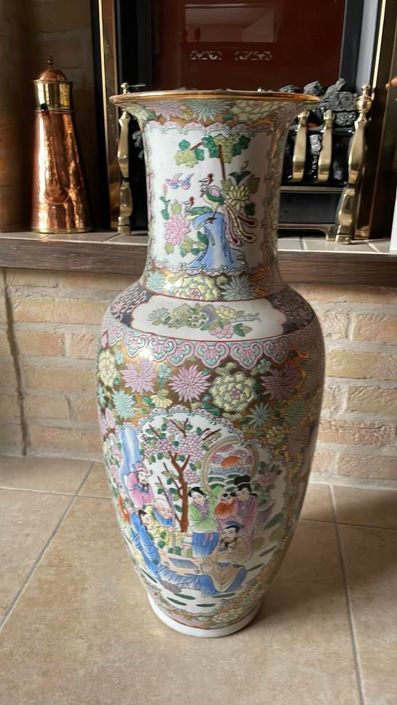 Chinese vaas met stempel, Ophalen