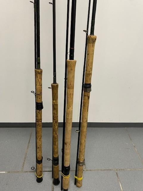 prachtige vintage vishengels in top staat 3m, Watersport en Boten, Ophalen, Zo goed als nieuw, Werphengel