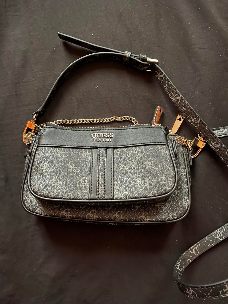 Sac guess, Bijoux, Sacs & Beauté, Sacs | Sacs à bandoulière, Enlèvement ou Envoi, Comme neuf