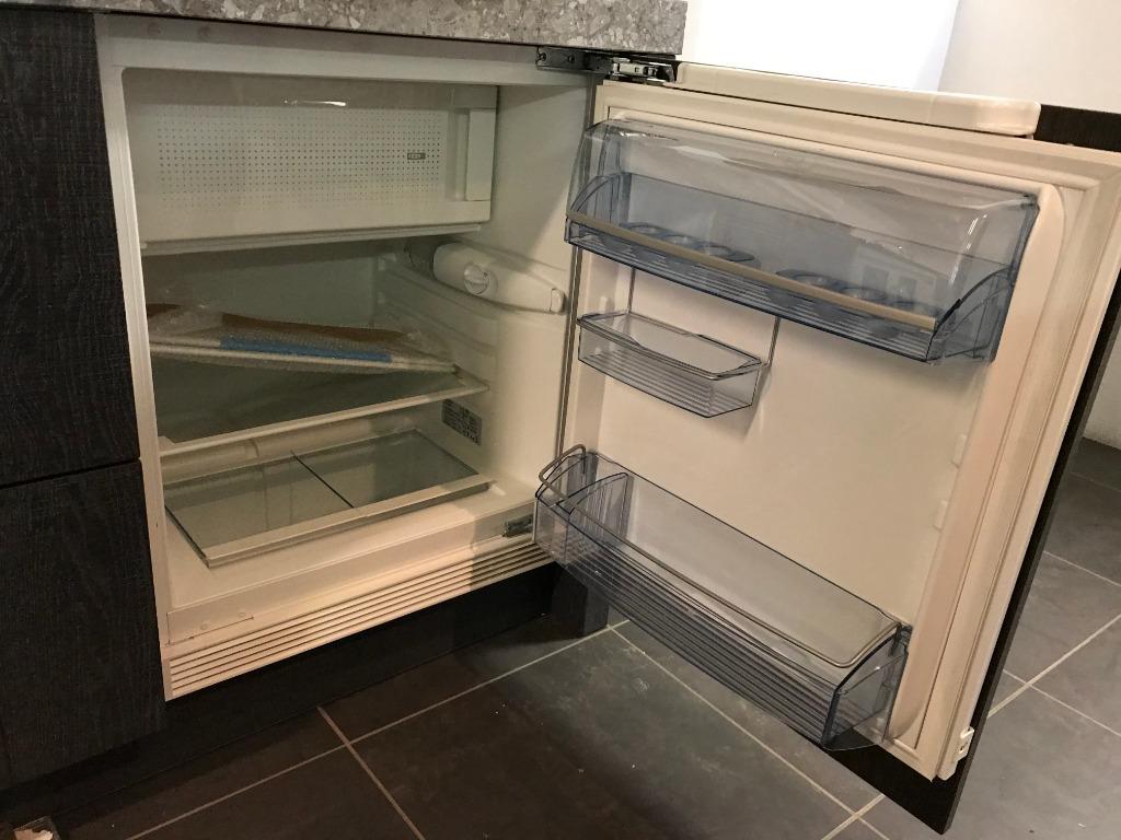AEG onderbouw koelkast, Elektronische apparatuur, Koelkasten en IJskasten, Ophalen, Minder dan 85 cm, 100 tot 150 liter, Nieuw