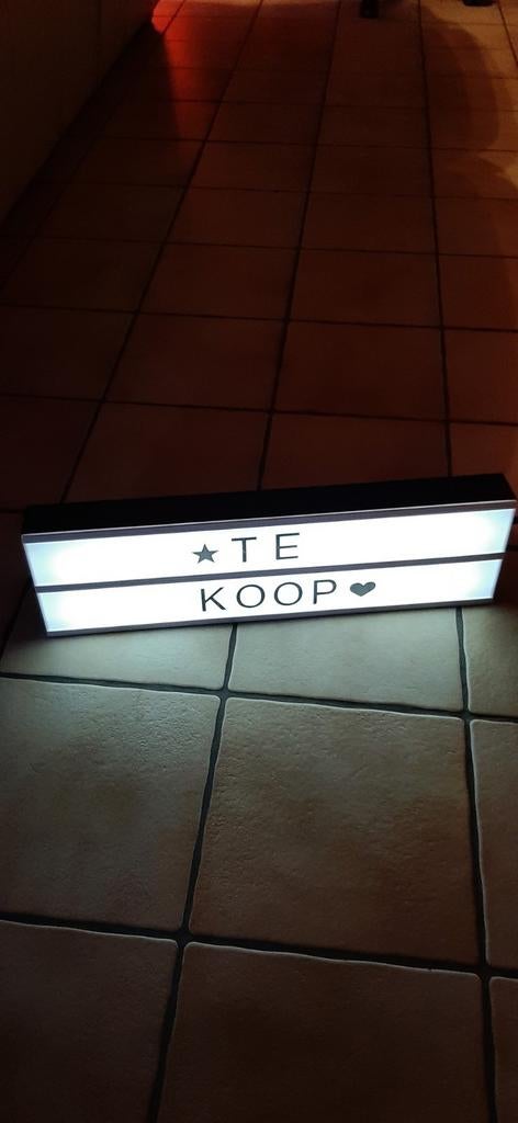 Lightbox, Enlèvement ou Envoi, Comme neuf