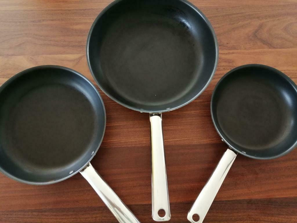 Cuisinox pannen 20-24-28 cm, Huis en Inrichting, Ophalen, Zo goed als nieuw, Aluminium