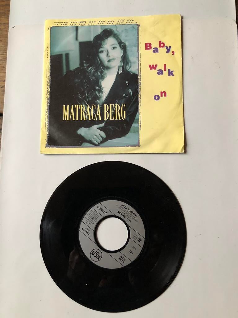 Matraca Berg: baby, walk on (country rock ; 1990), Envoi, Comme neuf