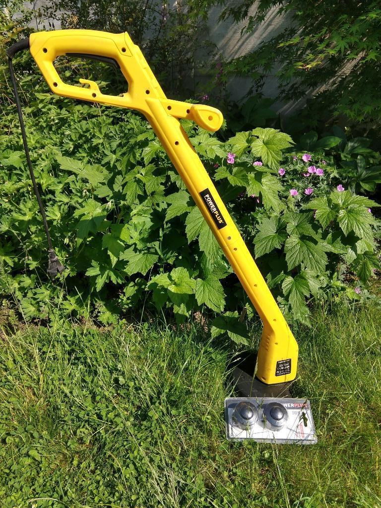 Grastrimmer POWERPLUS en 2 spoelen, Ophalen, Gebruikt, PowerPlus, 10 tot 30 cm