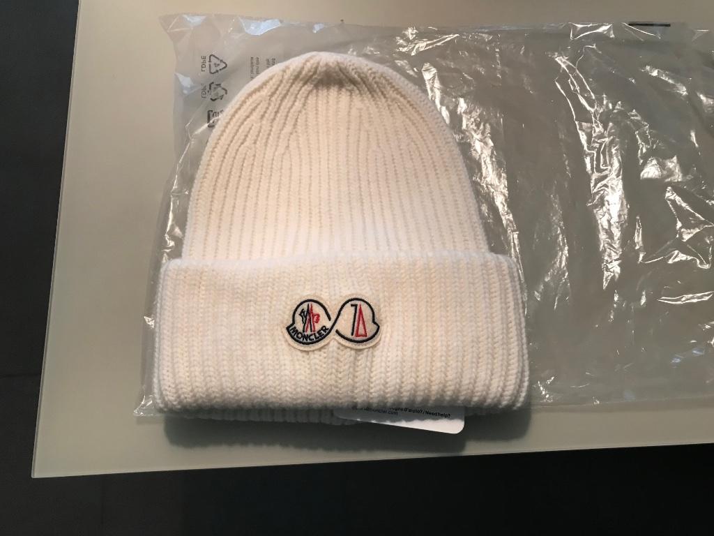 Moncler muts 70 anniversary, Vêtements | Hommes, Bonnets, Écharpes & Gants, Neuf, Bonnet, Autres tailles, Enlèvement