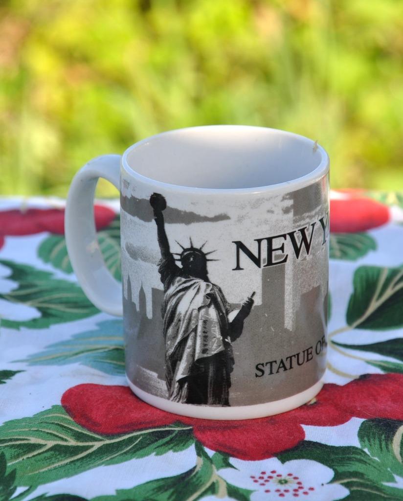 tasse a café new york statue de la liberté, Ophalen of Verzenden, Zo goed als nieuw, Kop(pen) en/of Schotel(s)