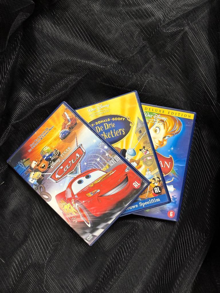 Disney dvd – Cars, Peter Pan, De Drie Musketiers, À partir de 6 ans, Enlèvement ou Envoi, Dessin animé, Comme neuf
