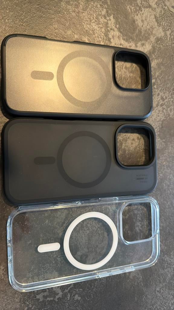16 pro hoesjes, Ophalen of Verzenden, Zo goed als nieuw, IPhone 2G Original, Hoesje of Tasje