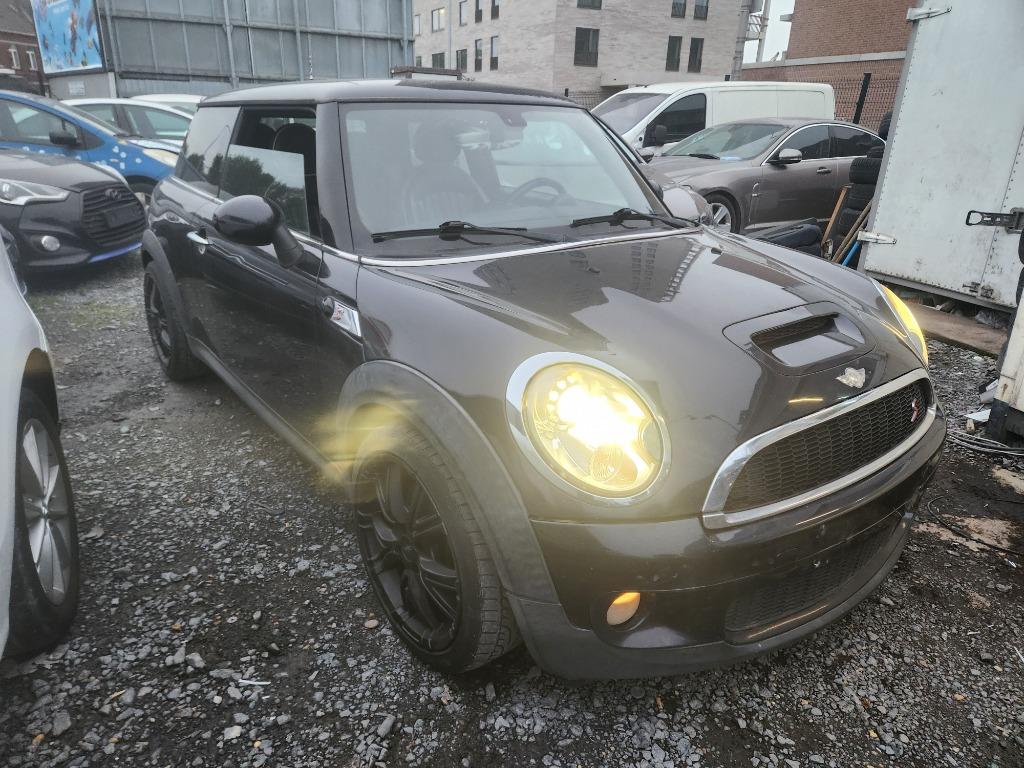 Mini Cooper S **175PK**2008**1.6i**Leder**Navi**, Voorwielaandrijving, 4 zetels, Zwart, 128 kW