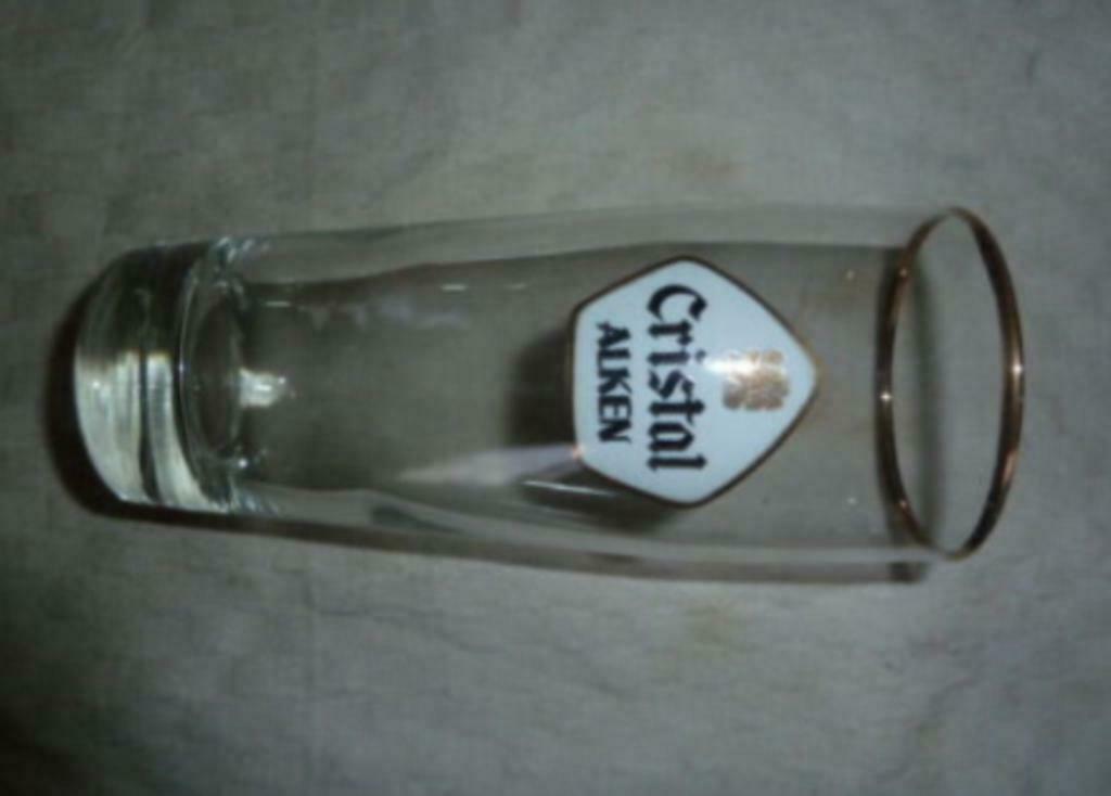 # bier glas CRISTAL ALKEN gouden rand ; zwart wit goud logo, Verzamelen, Ophalen of Verzenden, Nieuw, Bierglas
