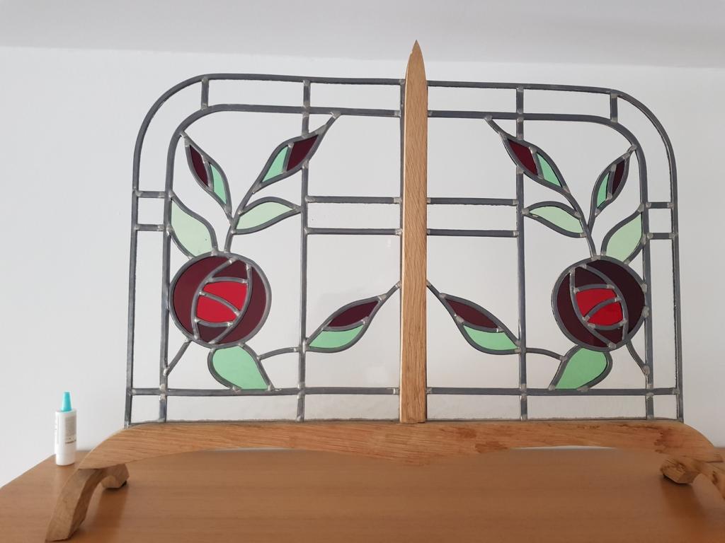 Glas in lood met staander, Ophalen, Zo goed als nieuw