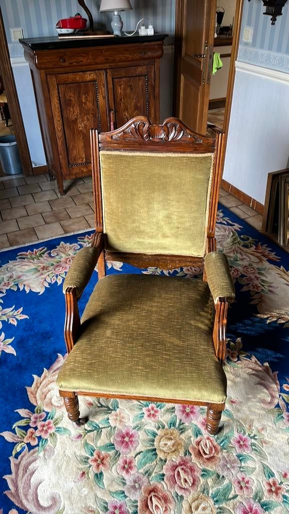 Fauteuil ancien, Enlèvement
