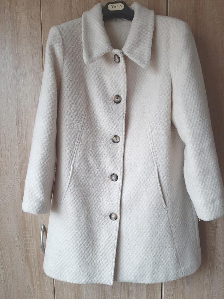 Mooie beige winterjas in perfecte staat maat 42, Ophalen of Verzenden, Zo goed als nieuw, Maat 42/44 (L), Beige