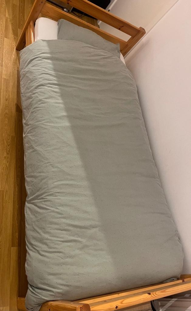 Twee eenpersoonsbedden (stapelbed), Ophalen, Gebruikt, 90 cm, 200 cm