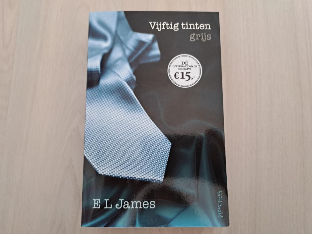 Vijftig tinten grijs (E.L. James), Boeken, Ophalen of Verzenden, Zo goed als nieuw