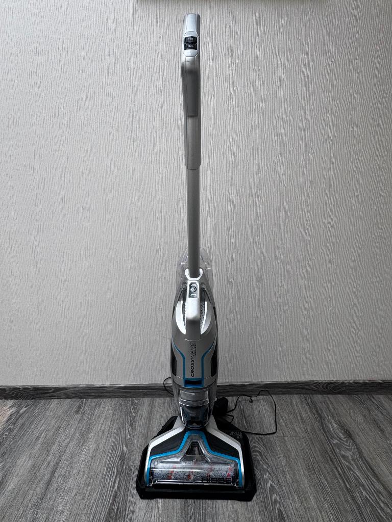 Bissell cordless wave, Elektronische apparatuur, Ophalen, Zo goed als nieuw, Reservoir, Waterstofzuiger