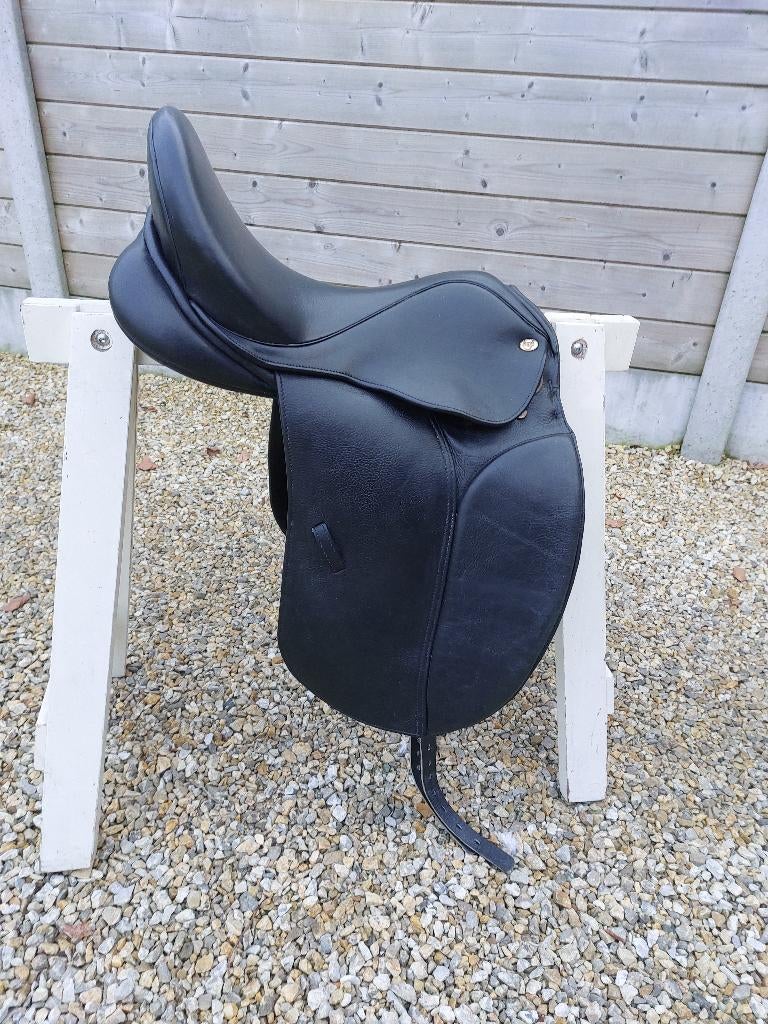 Dressuurzadel Eric Thomas, Dieren en Toebehoren, Ophalen, Gebruikt, Dressuur