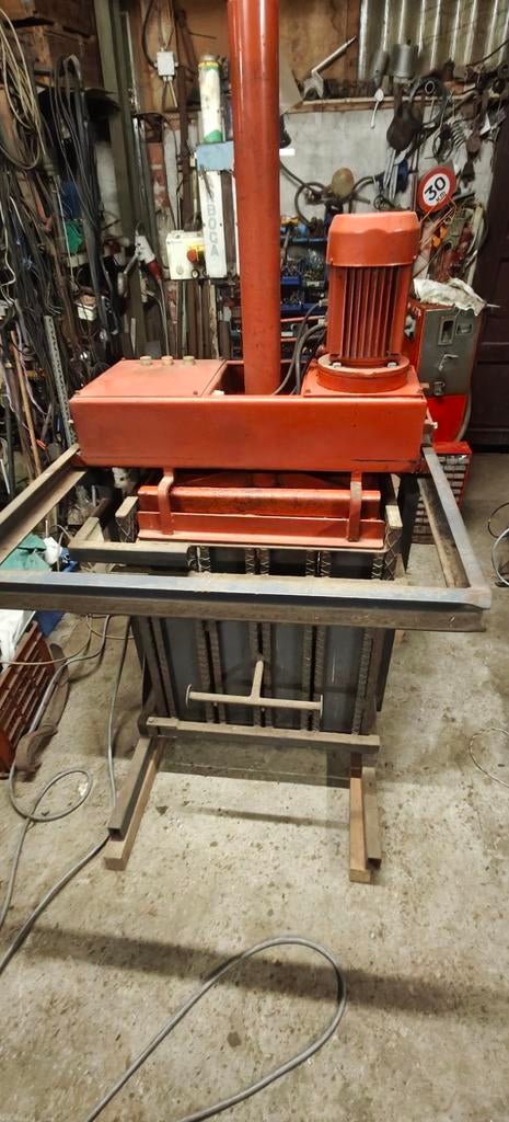 Hydraulische pers | Afvalpers | Kartonpers | Plastiekpers, Doe-het-zelf en Bouw, Ophalen