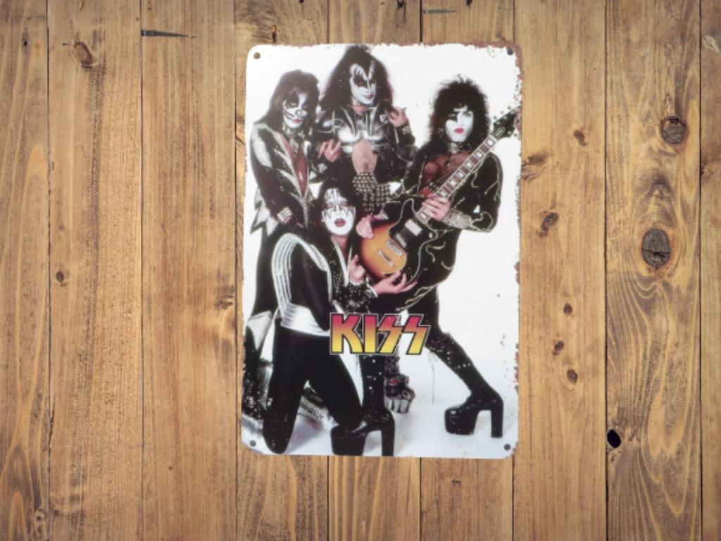 METALEN WANDBORD KISS "23 MEI 1979 DYNASTY" - VINTAGE -, Enlèvement ou Envoi, Neuf, Affiche, Œuvre d'art ou Peinture