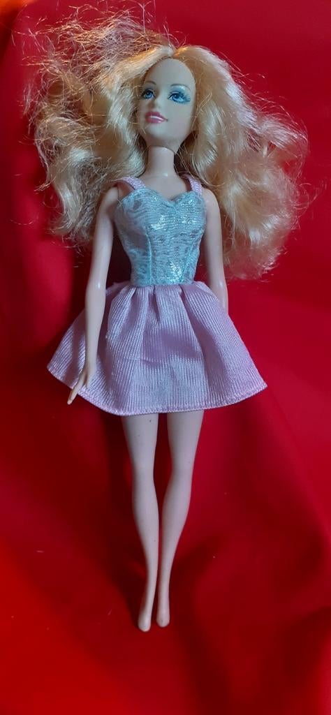 Poupée barbie 2005, Ophalen of Verzenden, Gebruikt, Barbie
