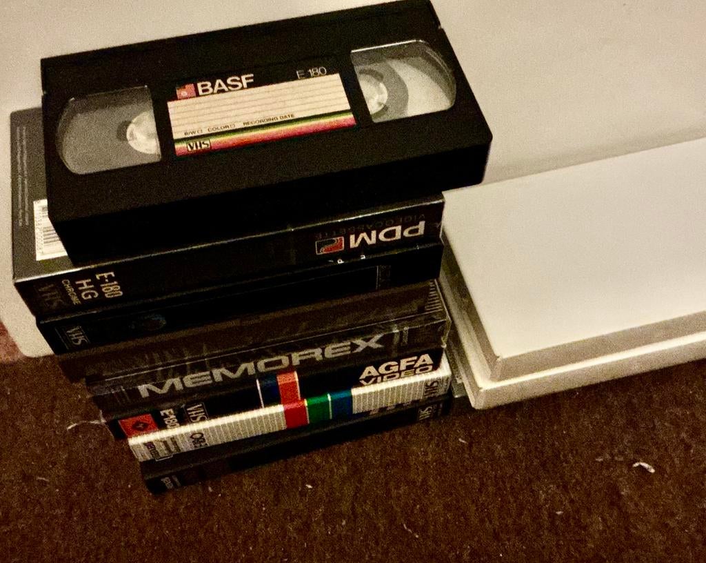 VHF CASSETTES VIDÉO - érotique, Enlèvement ou Envoi, En néerlandais