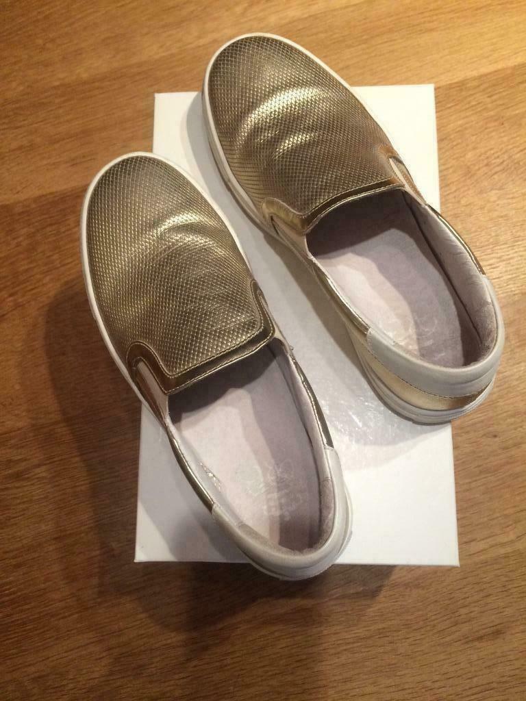 RTB gouden schoenen maat 37, Kinderen en Baby's, Kinderkleding | Schoenen en Sokken, Meisje, Schoenen, Ophalen of Verzenden, Zo goed als nieuw