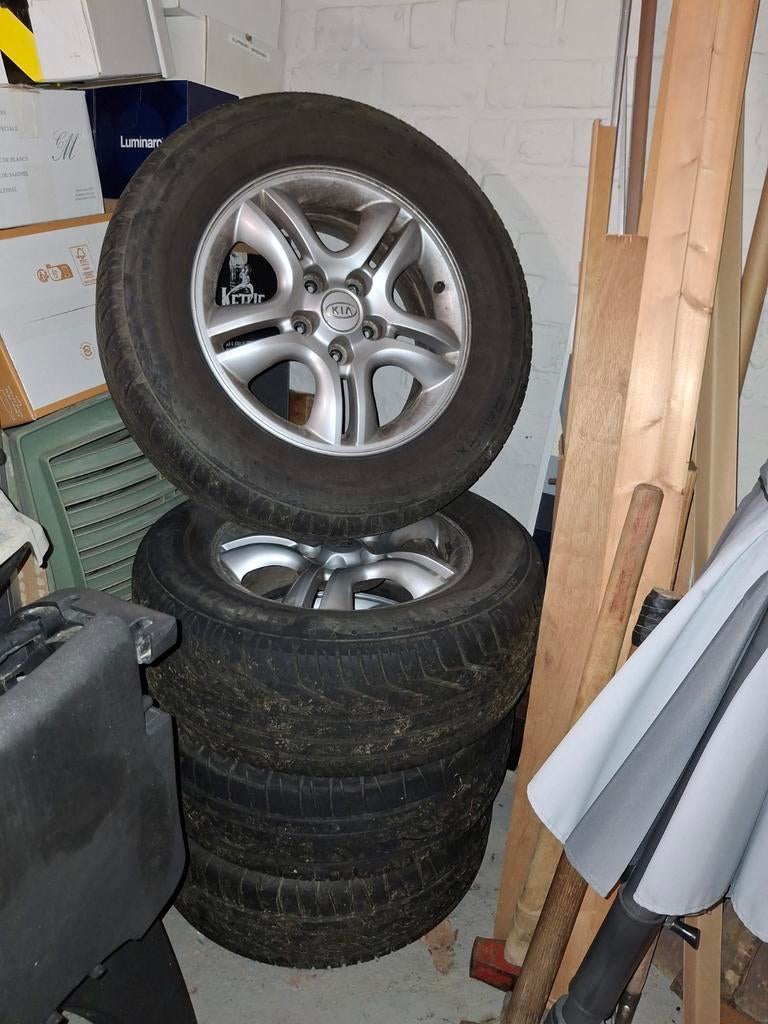 Kia 4 seizoenen banden - aluminium velg, Ophalen, Gebruikt, 16 inch, 135 mm