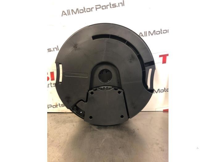 Subwoofer van een Volkswagen Golf, Auto-onderdelen, Elektronica en Kabels, Volkswagen, Gebruikt, 3 maanden garantie, Ophalen of Verzenden