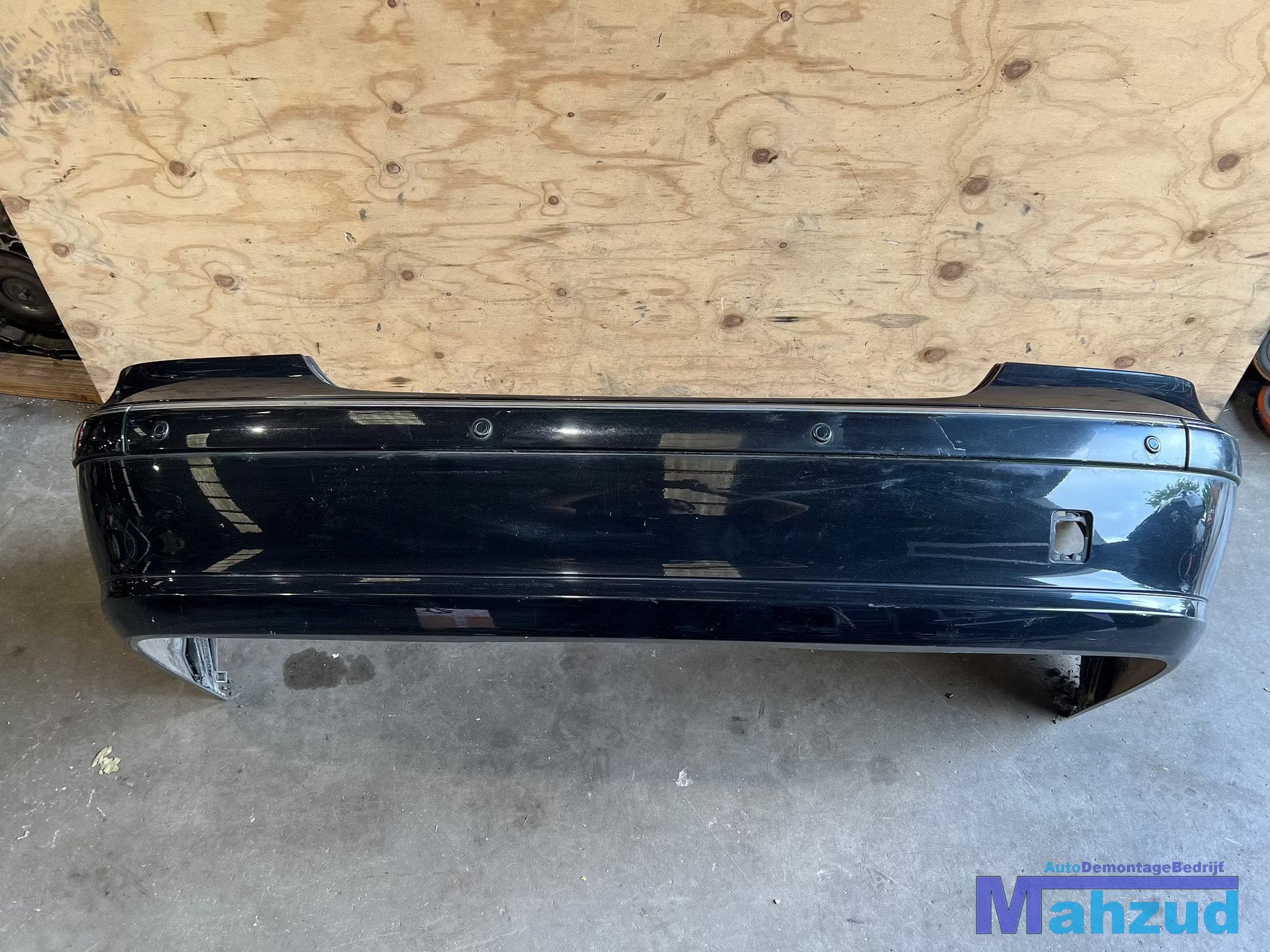 MERCEDES E KLASSE W211 Zwart C197 Achterbumper 2002-2009, Auto-onderdelen, Gebruikt, Mercedes-Benz AG, Mercedes-Benz, Mercedesstrasse 120
70372  Stuttgart, DE