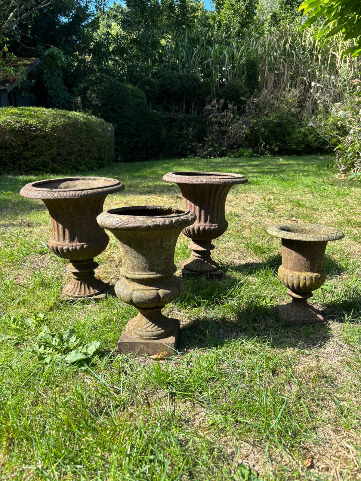 Prachtige set van 4 gietijzeren tuinvazen, Jardin & Terrasse, Vases de jardin, Enlèvement, Utilisé