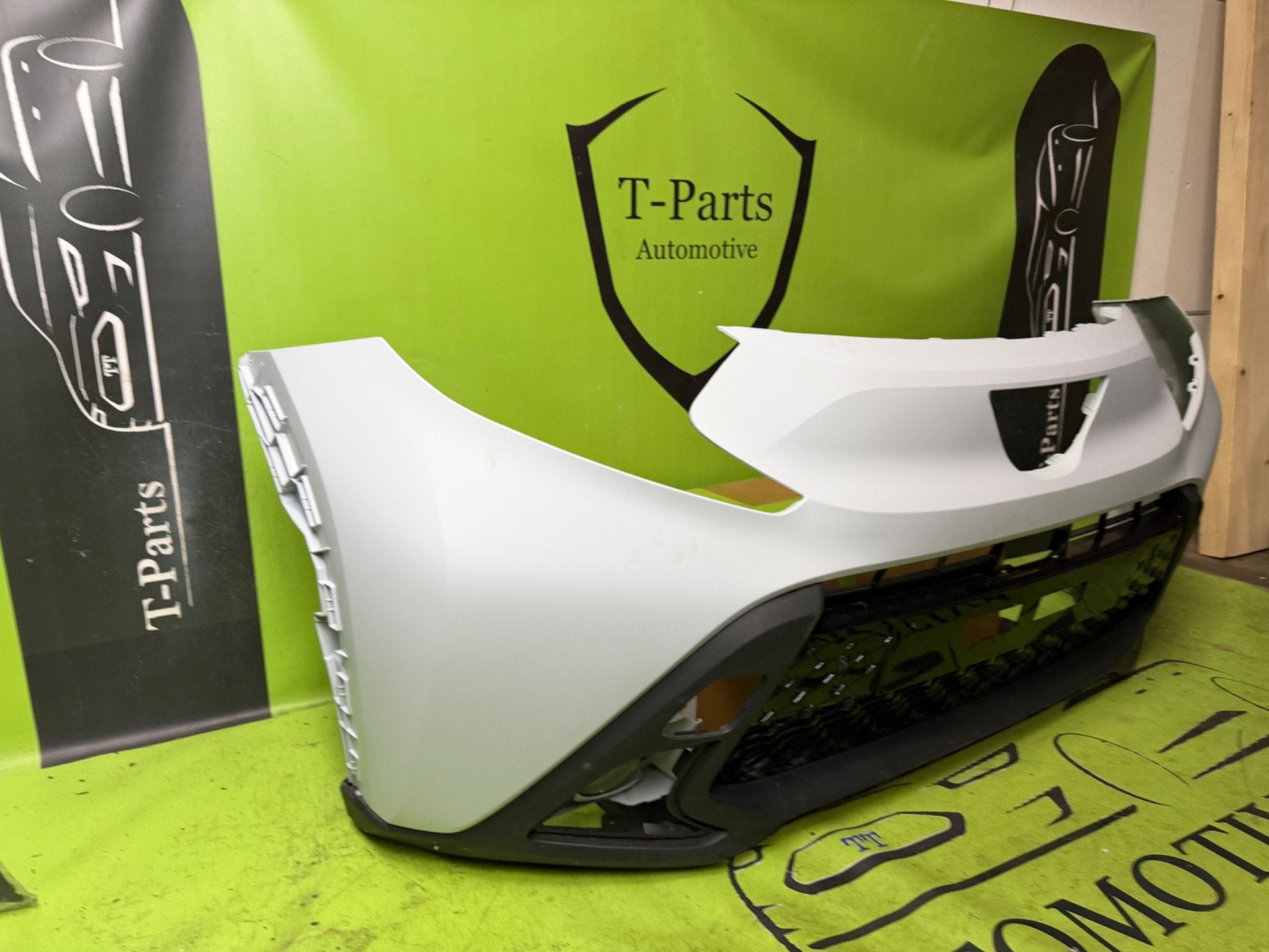 Toyota aygo X pare-chocs avant pare-chocs d'origine neuf 22+, Autos : Pièces & Accessoires, Neuf, Info@toyota.co.jp, Pare-chocs