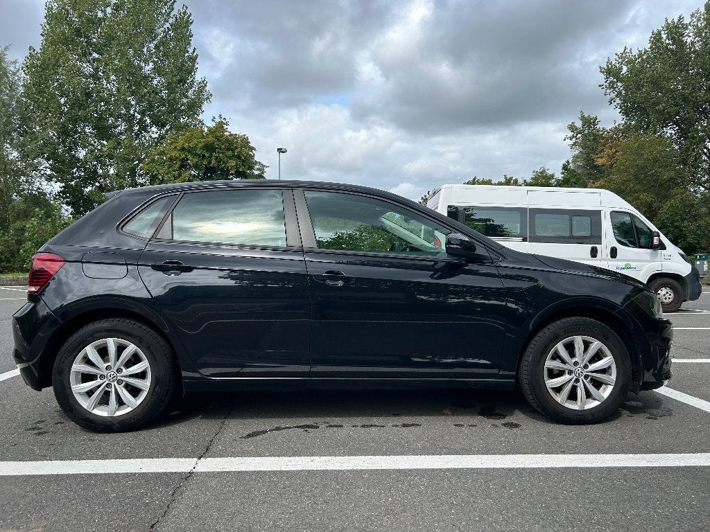 Volkswagen Polo 1.0 – 2020 – 95 pk – 107.000 km, Auto's, 4 deurs, Stof, Zwart, Apple Carplay