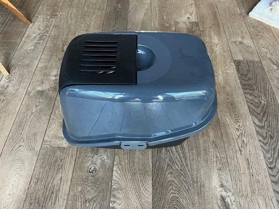Peewee kattenbak, Dieren en Toebehoren, Kattenbakken, Ophalen, Zo goed als nieuw, Gesloten