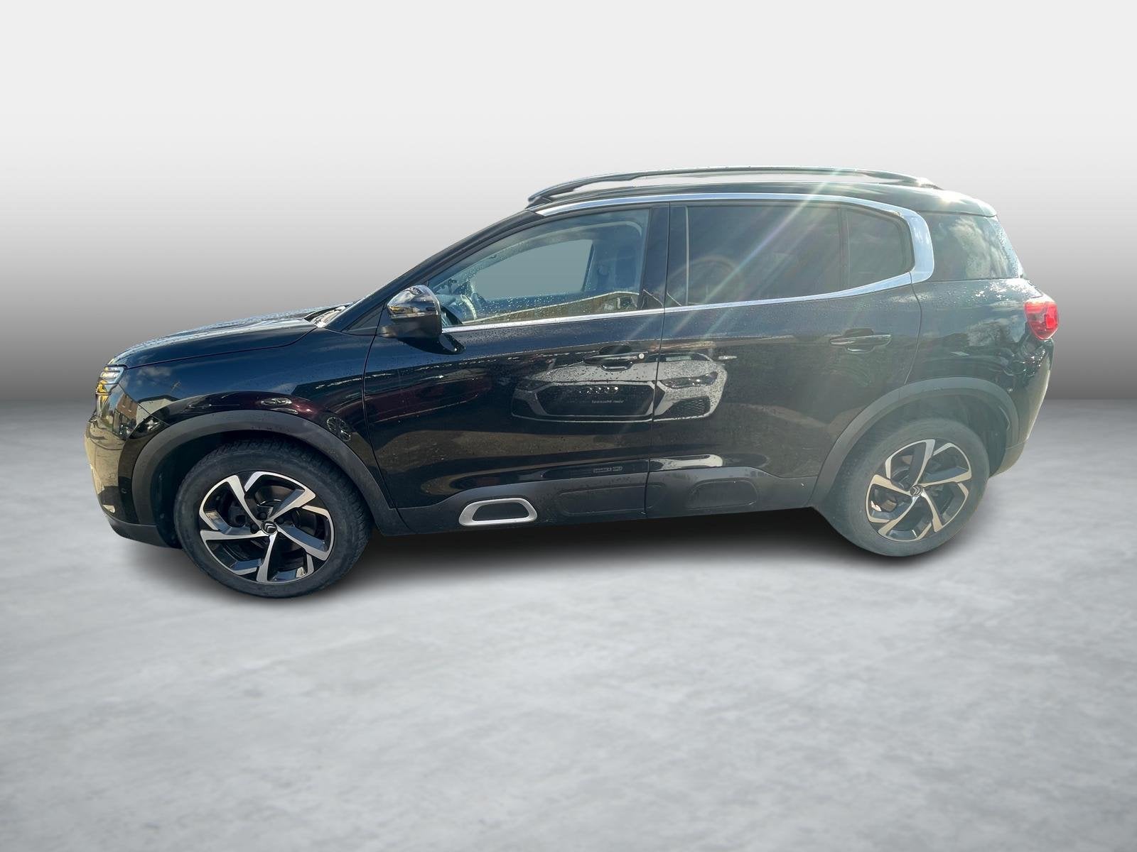 Citroen C5 Aircross 1.5 BlueHDi 130 S&S MAN6 Shine, Stof, Gebruikt, 4 cilinders, Zwart