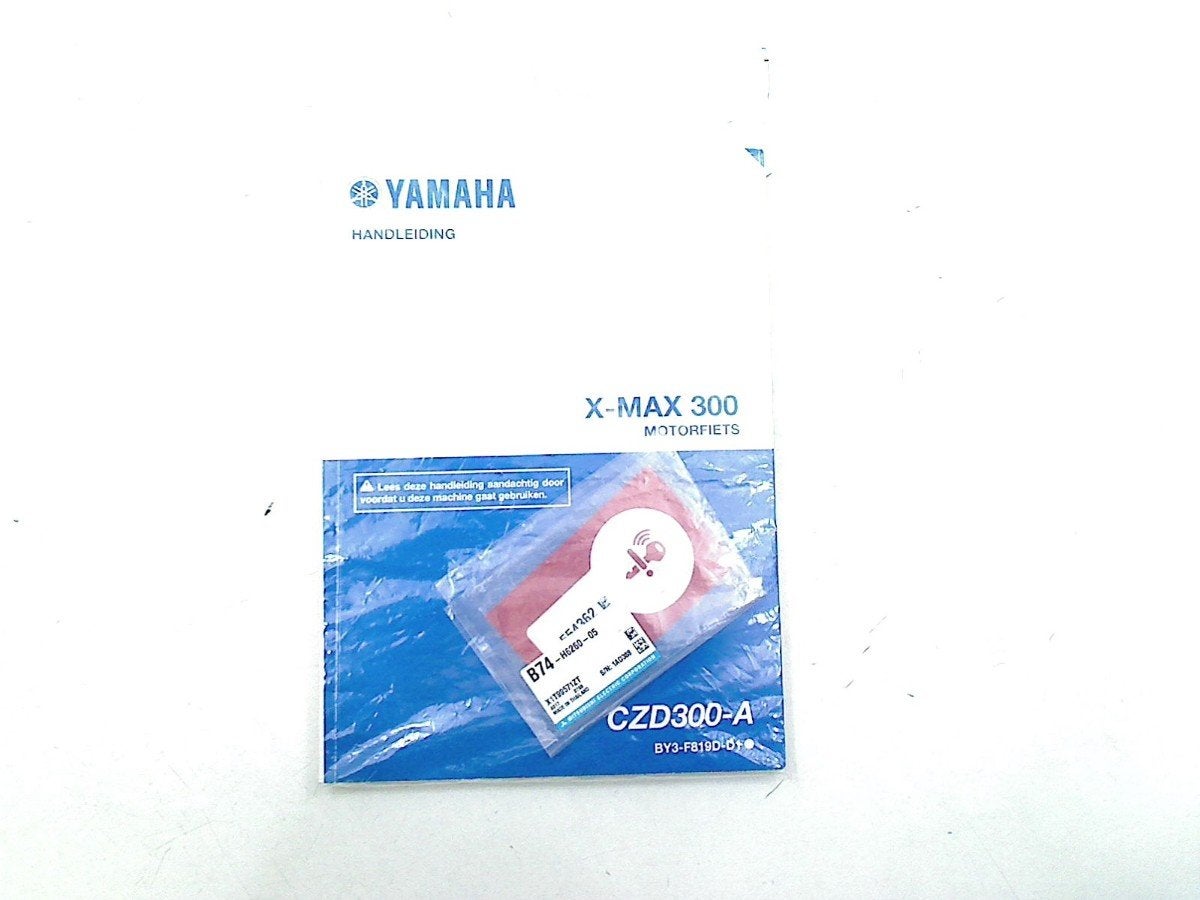 MANUEL UTILISATEUR NOTICE Yamaha MT 09 2021-2023 (MT09 B7N), Motos, Dhr. S. di Majo, Utilisé, Info@cama-motorparts.nl, P.J. Troelstraweg 8 8
3144 CX  MAASSLUIS, NL