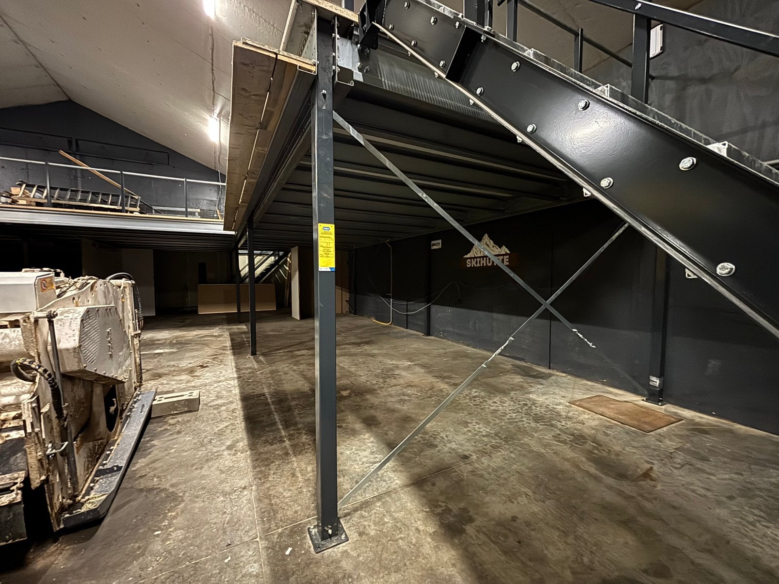 Tussenvloer / mezzanine zolderverdiep - uitstekende staat, Enlèvement